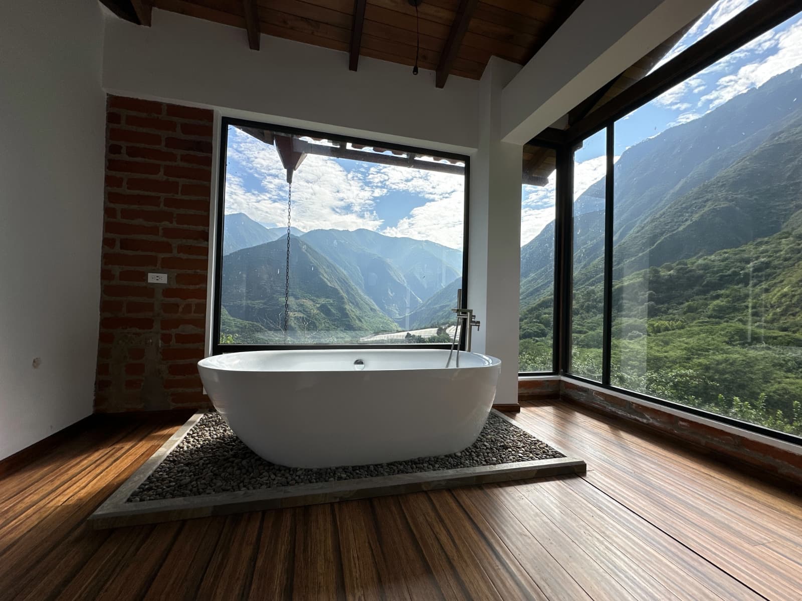 Panoramic Suite at The Cloud Forest Retreat