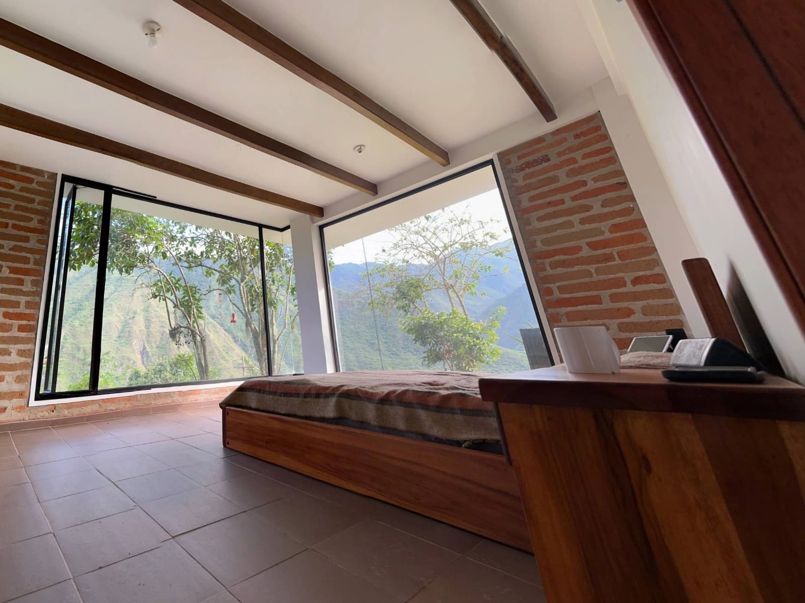 Sunset Room photo highlight 2